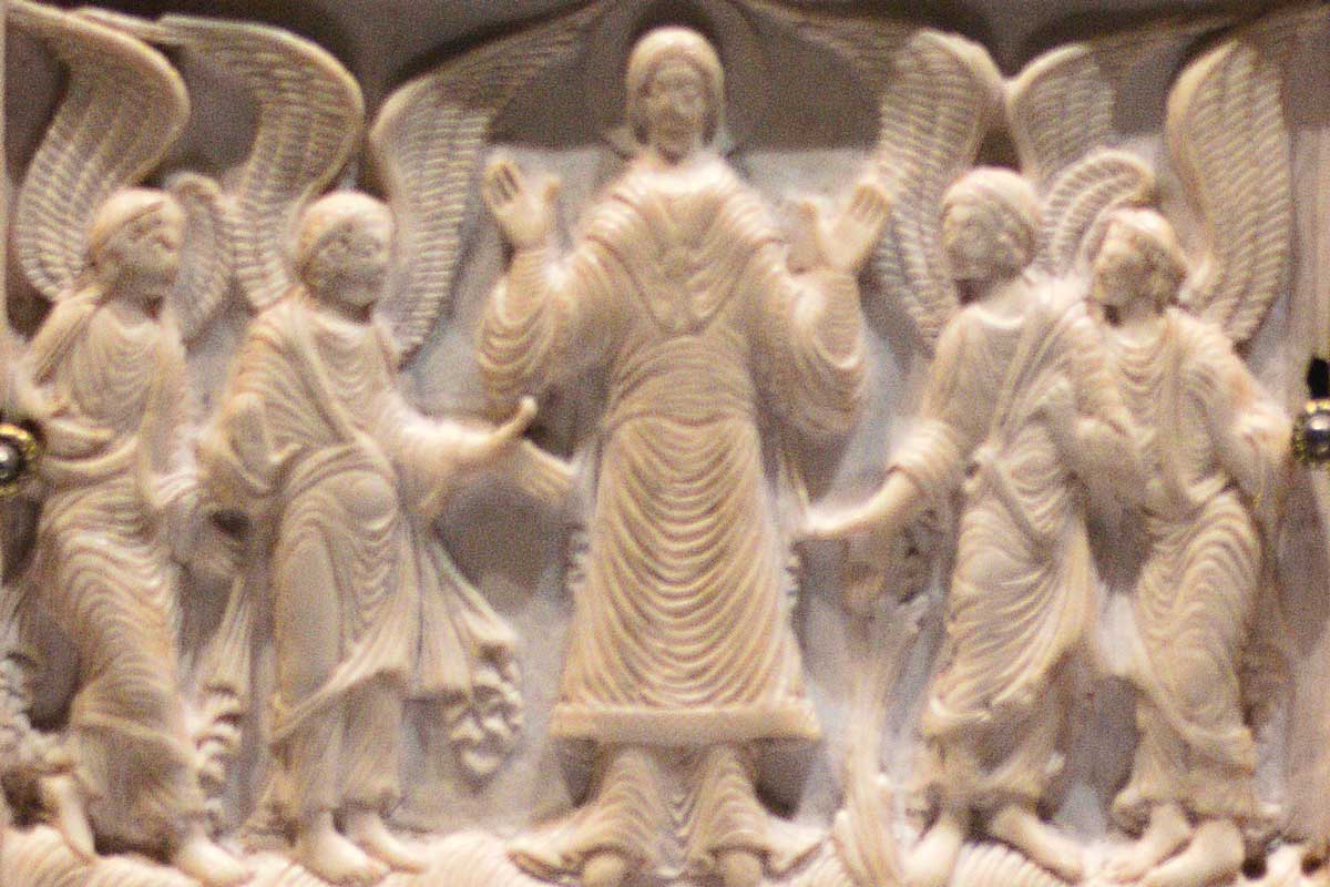 Bibel mit Rosenkranz-Geheimnissen