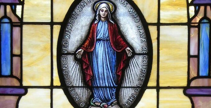 Litanei zu Ehren der Unbefleckten Empfängnis Litanei zu Ehren der Unbefleckten Empfängnis