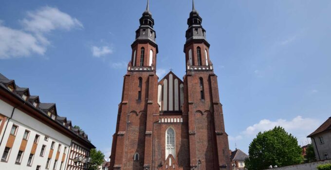 Heilig-Kreuz-Kathedrale, Opole (PL)